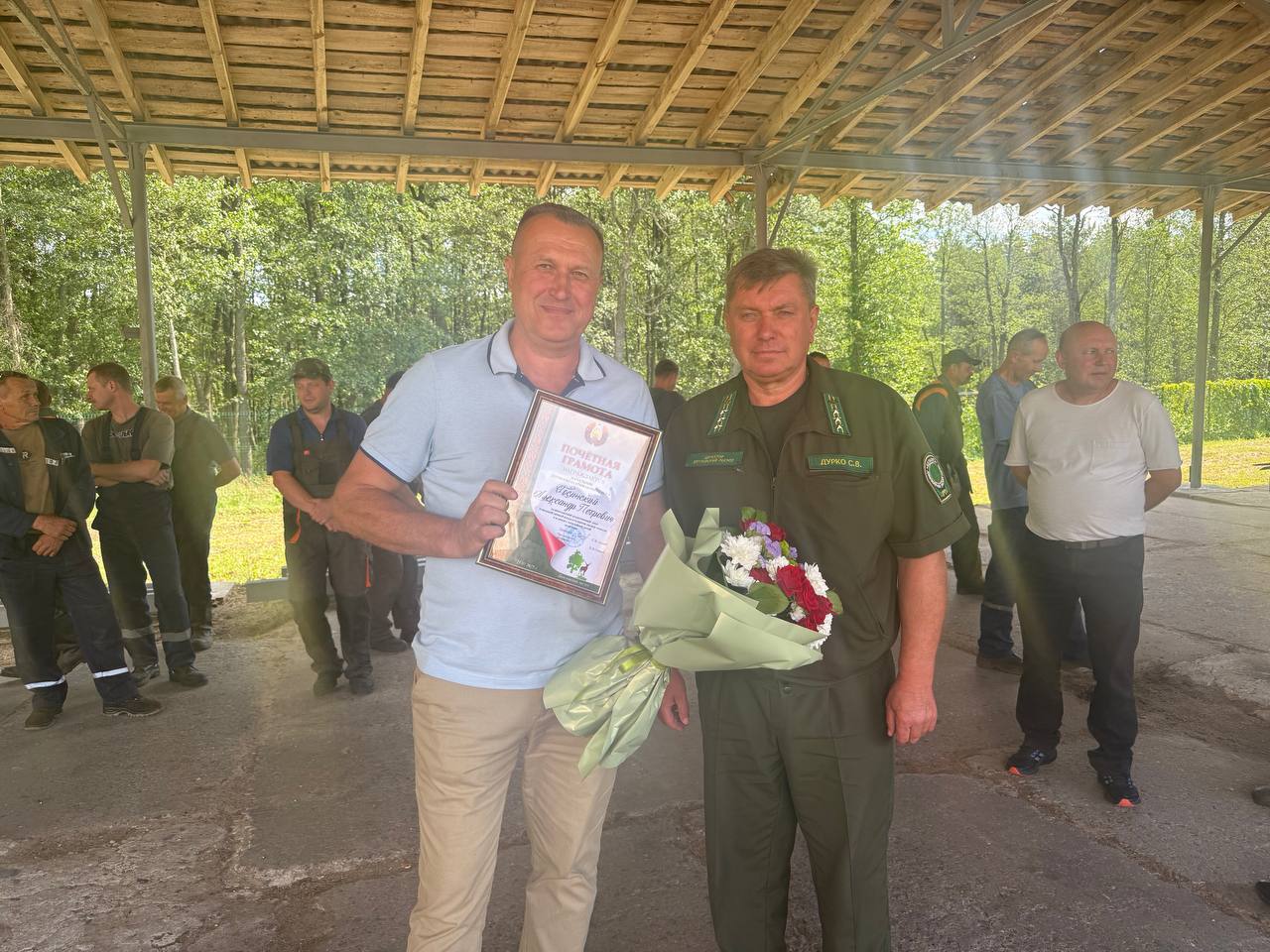 Торжественный юбилей начальника деревообрабатывающего цеха Дятловского лесхоза!