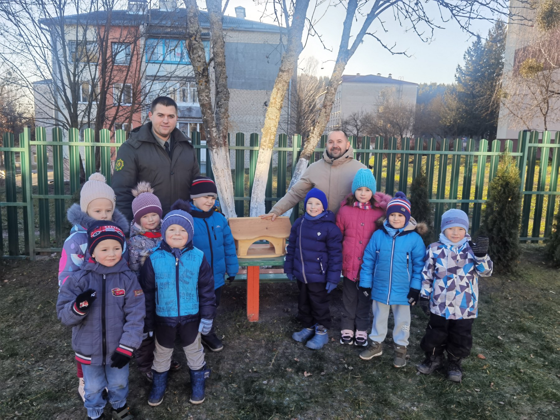 Покорми птиц зимой
