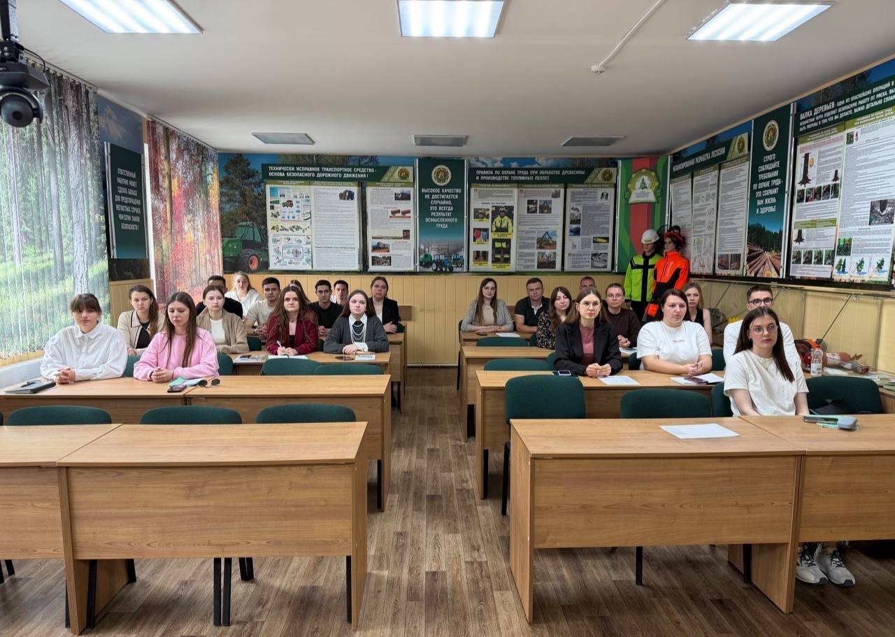 Увидеть перспективные кадры. Молодежь отрасли - о том, чего мечтает добиться в карьере